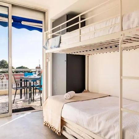 4p Avec Terrasse Vue A Deux Pas Des Plages - 4p Avec Terrasse Vue A Deux Pas Des Plages Mae-2593